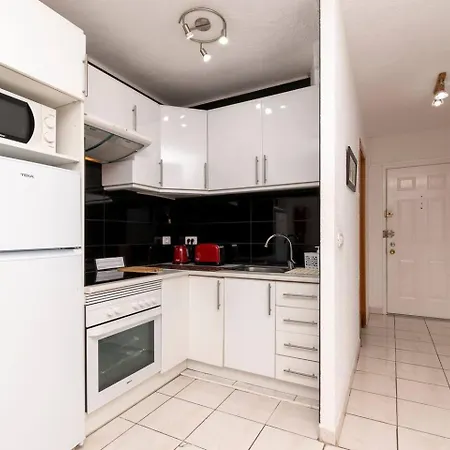 Excellent Castle Harbour Daire Los Cristianos (Tenerife)