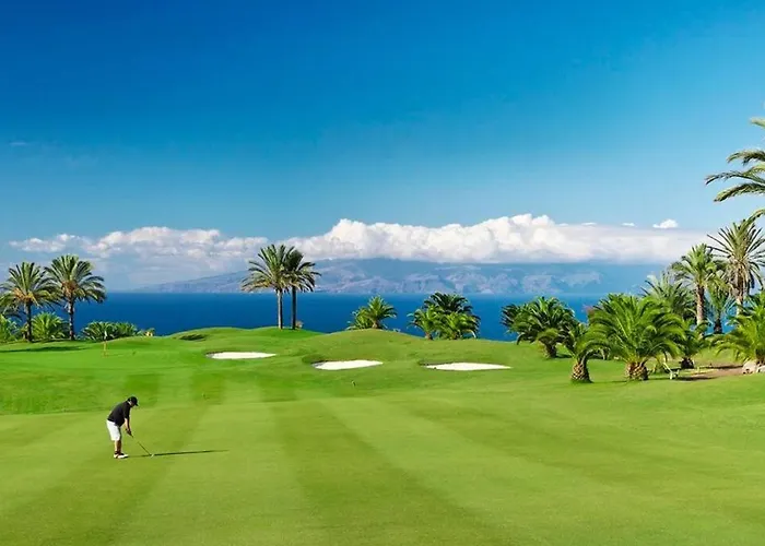 Excellent Castle Harbour *