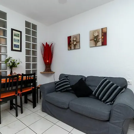 Excellent Castle Harbour Los Cristianos (Tenerife)